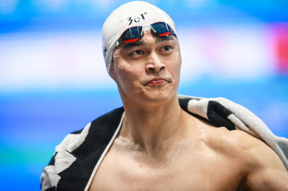 与俱乐部就